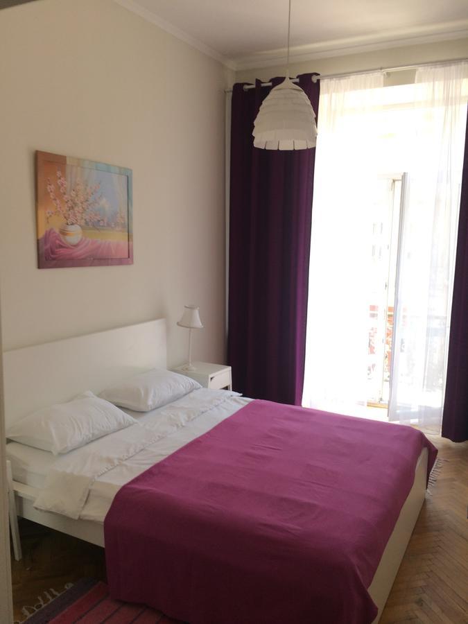Cozy Apartment 39/34 Leopoli Esterno foto
